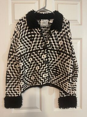 Michael Simon Chunky Graphic Black and White Knit Cardigan